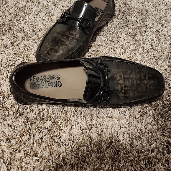 Dress shoes - Picture 3 of 4